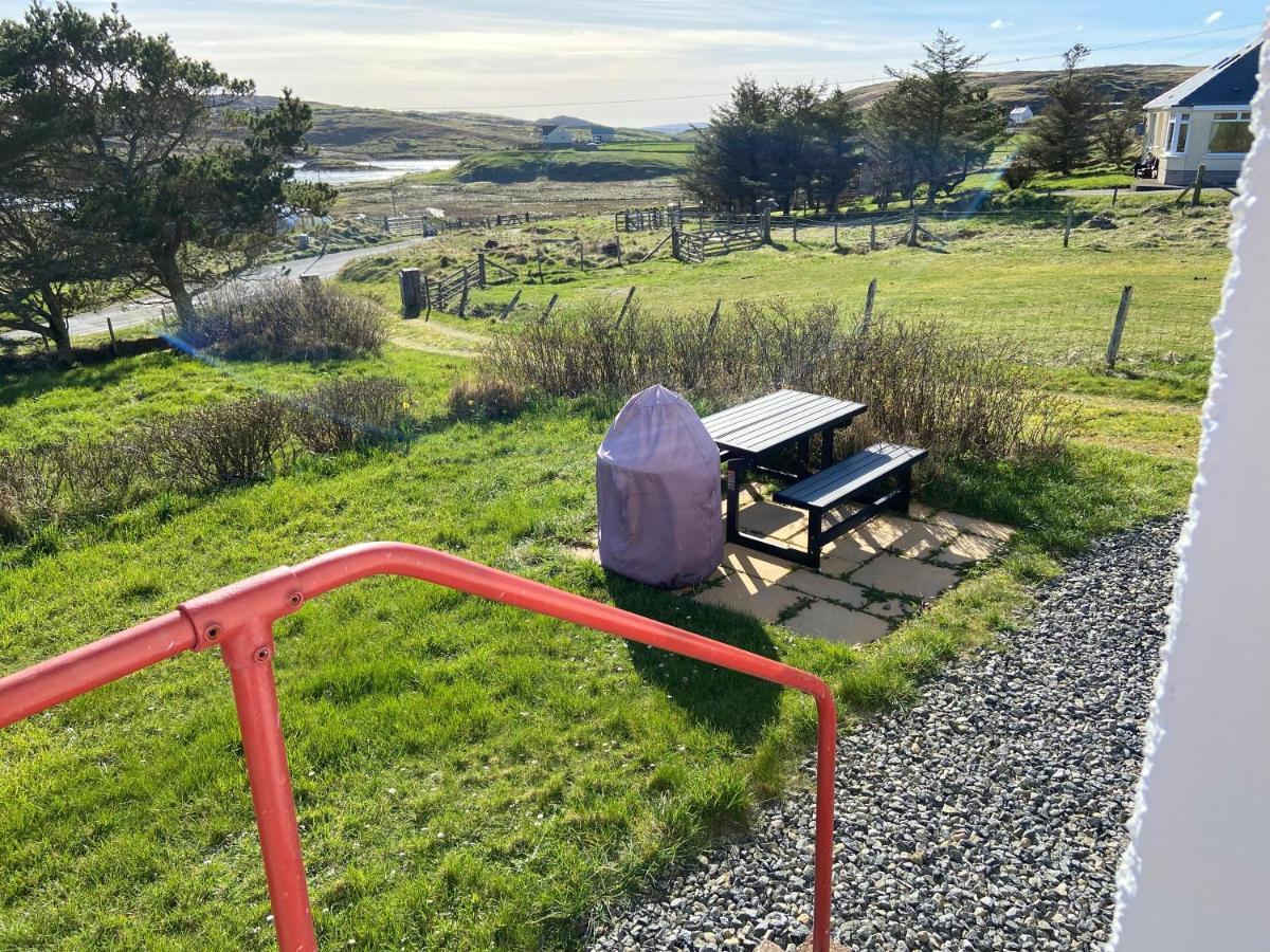 Tigh-Na-Greine Apartment Carloway  Luaran gambar