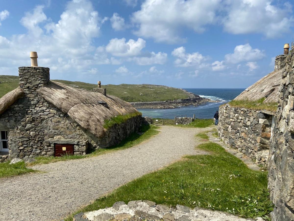 Tigh-Na-Greine Apartment Carloway  Luaran gambar
